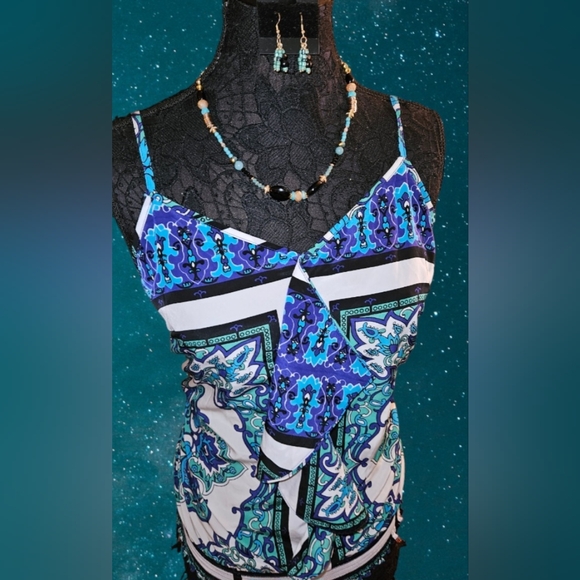 4 piece set, Lane Bryant Top and Jacket. Hand made necklace and earrings - Picture 4 of 9